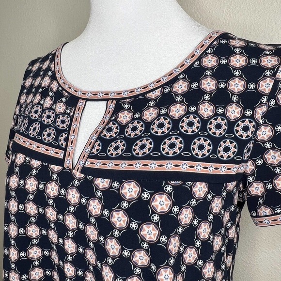 Max Studio Navy Blue & Peach Geometric Circle Print Short Sleeve Swing Dress XS - Picture 3 of 10
